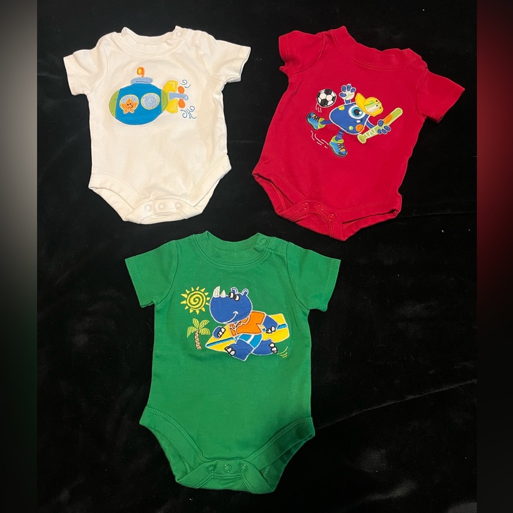 NWOT Newborn Onesies